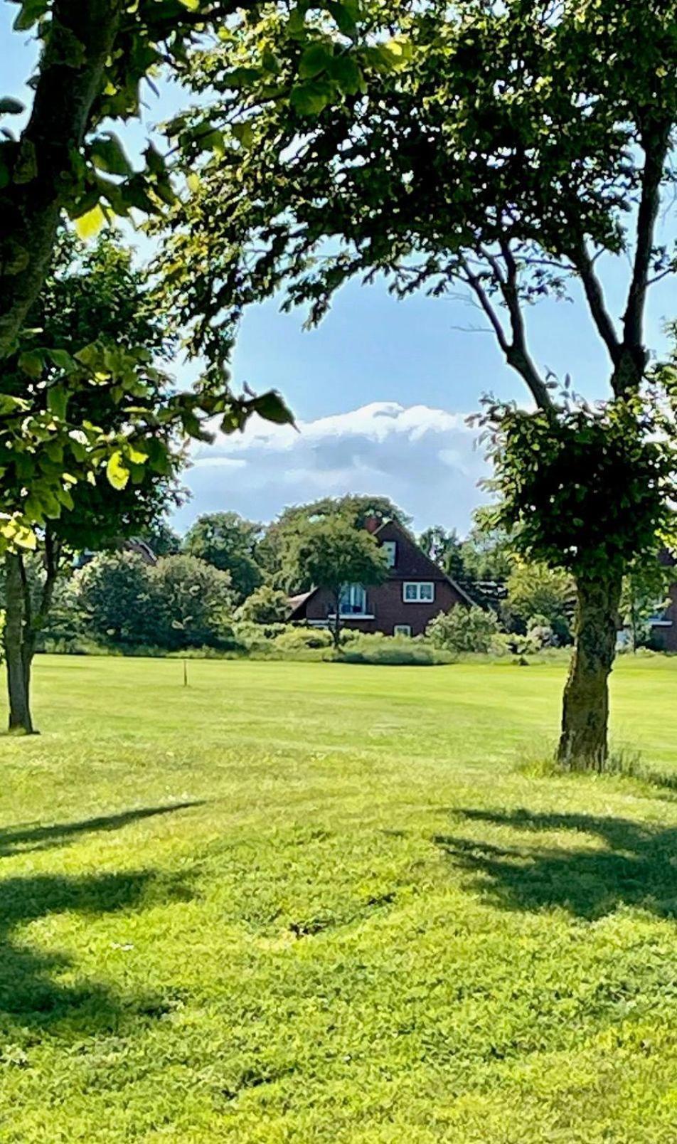 Fewo-Mit-Terasse-U-Garten-Am-Golfplatz Wulfen auf Fehmarn Dış mekan fotoğraf